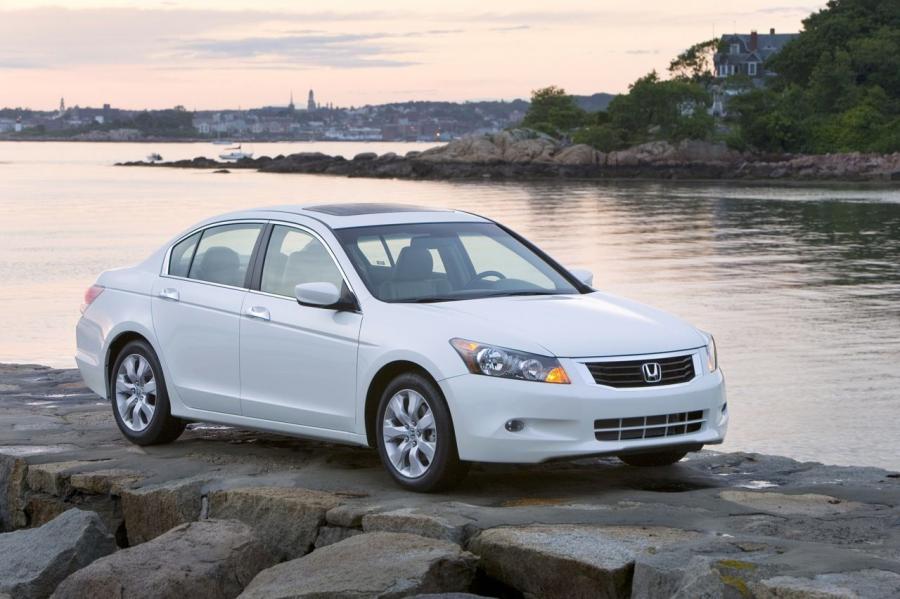  Honda Accord 2008 года  (фото 40 из 86)